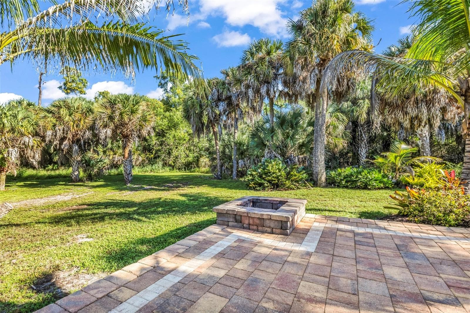 Single Family Residence at 17509 LOCKHART CT, PUNTA GORDA, photo 45 of 62