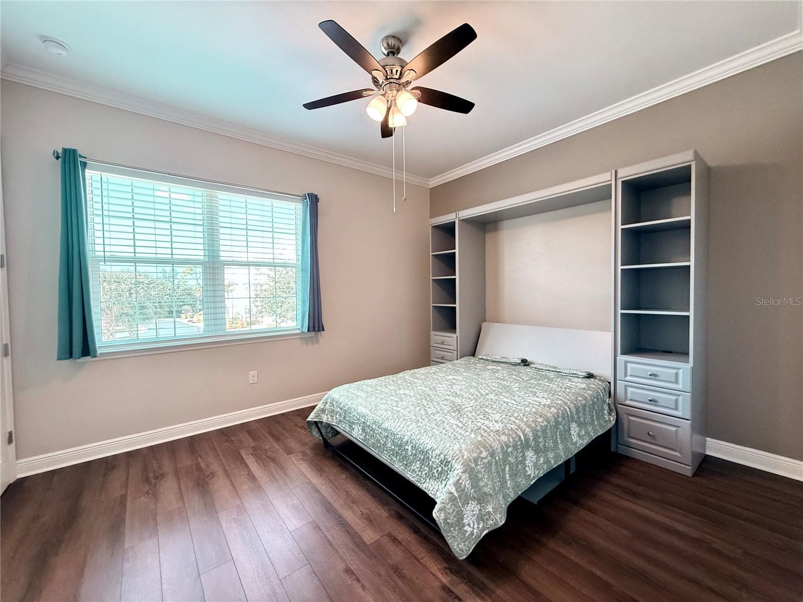 Primary suite 1 with Murphy bed - 10320 LANDS END CIR #47, PLACIDA