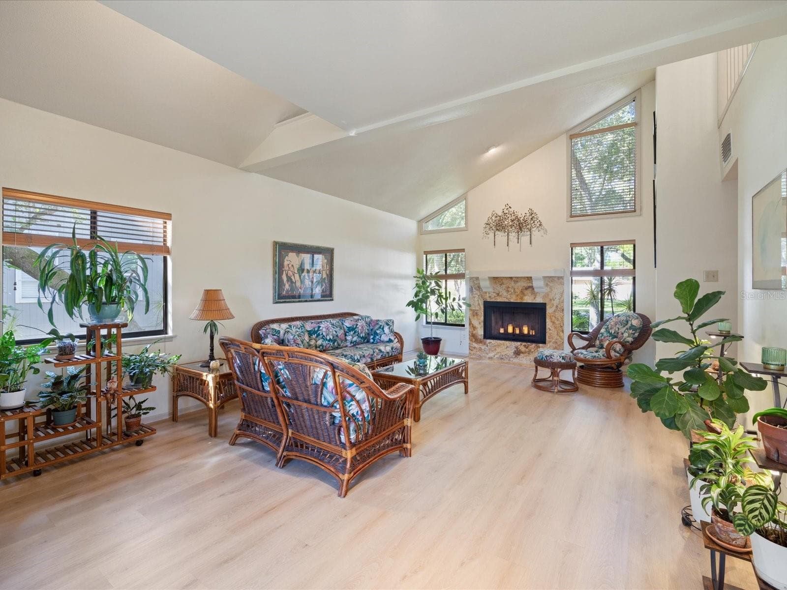 Single Family Residence at 3328 BRIARWOOD CIR, SAFETY HARBOR, photo 14 of 61