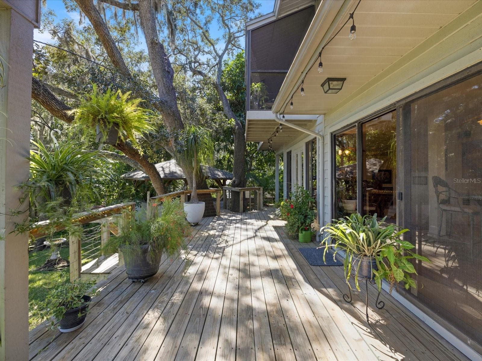 Another view of the deck - 3328 BRIARWOOD CIR, SAFETY HARBOR