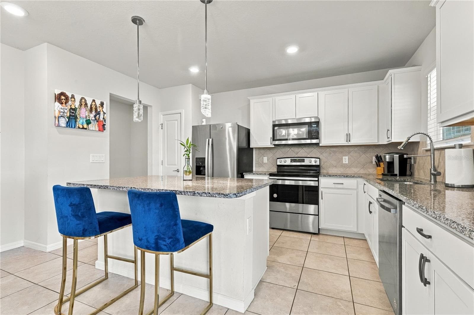 Single Family Residence at 1001 SWAYING SAWGRASS AVE, RUSKIN, photo 17 of 52