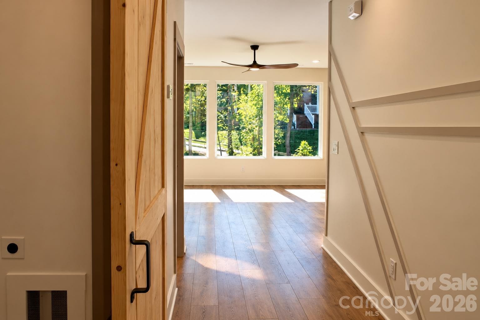 Single Family Residence at 3153 Huffman Street, Claremont, photo 6 of 45