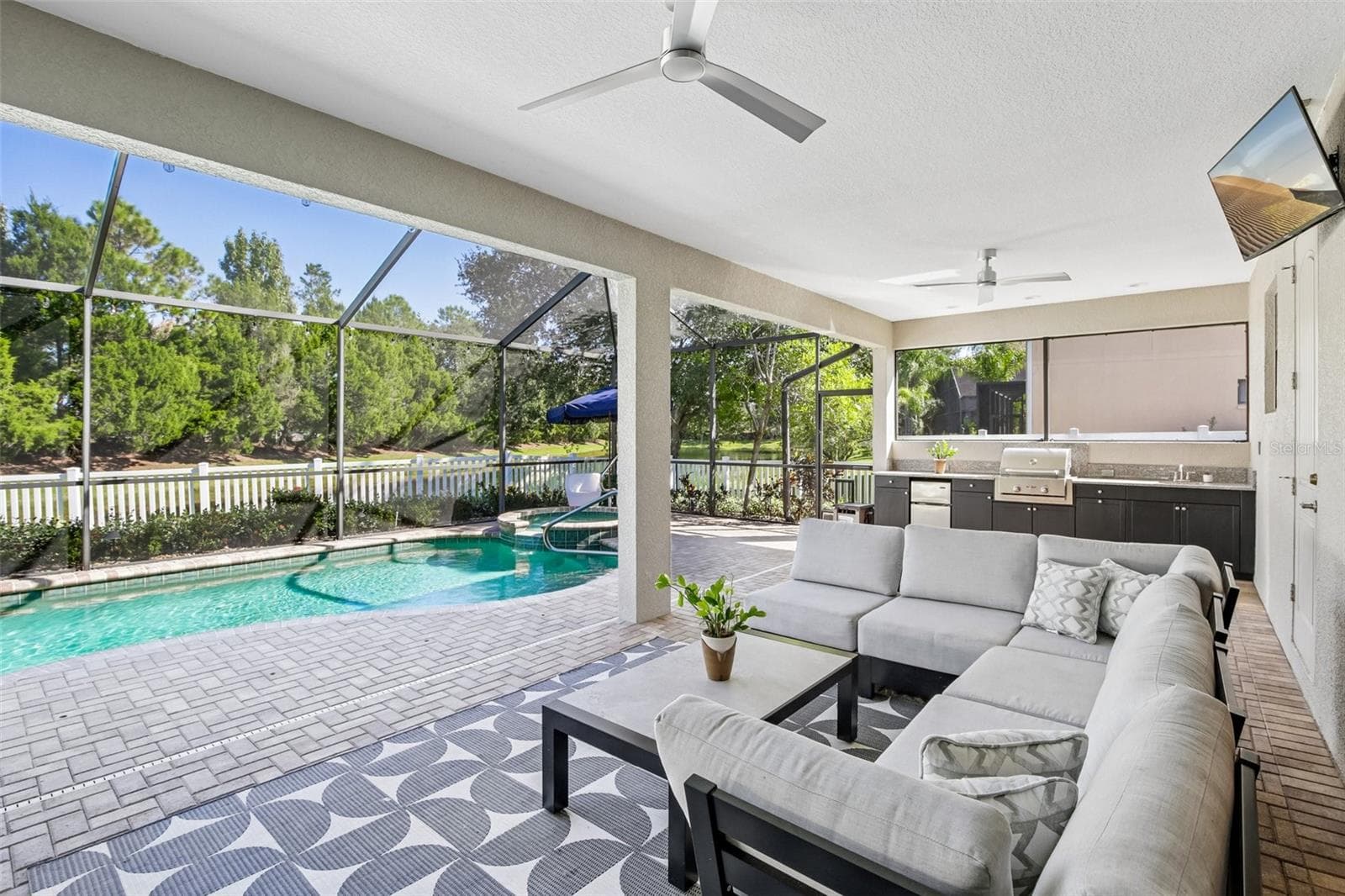 Single Family Residence at 14807 BOWFIN TER, LAKEWOOD RANCH, photo 5 of 63