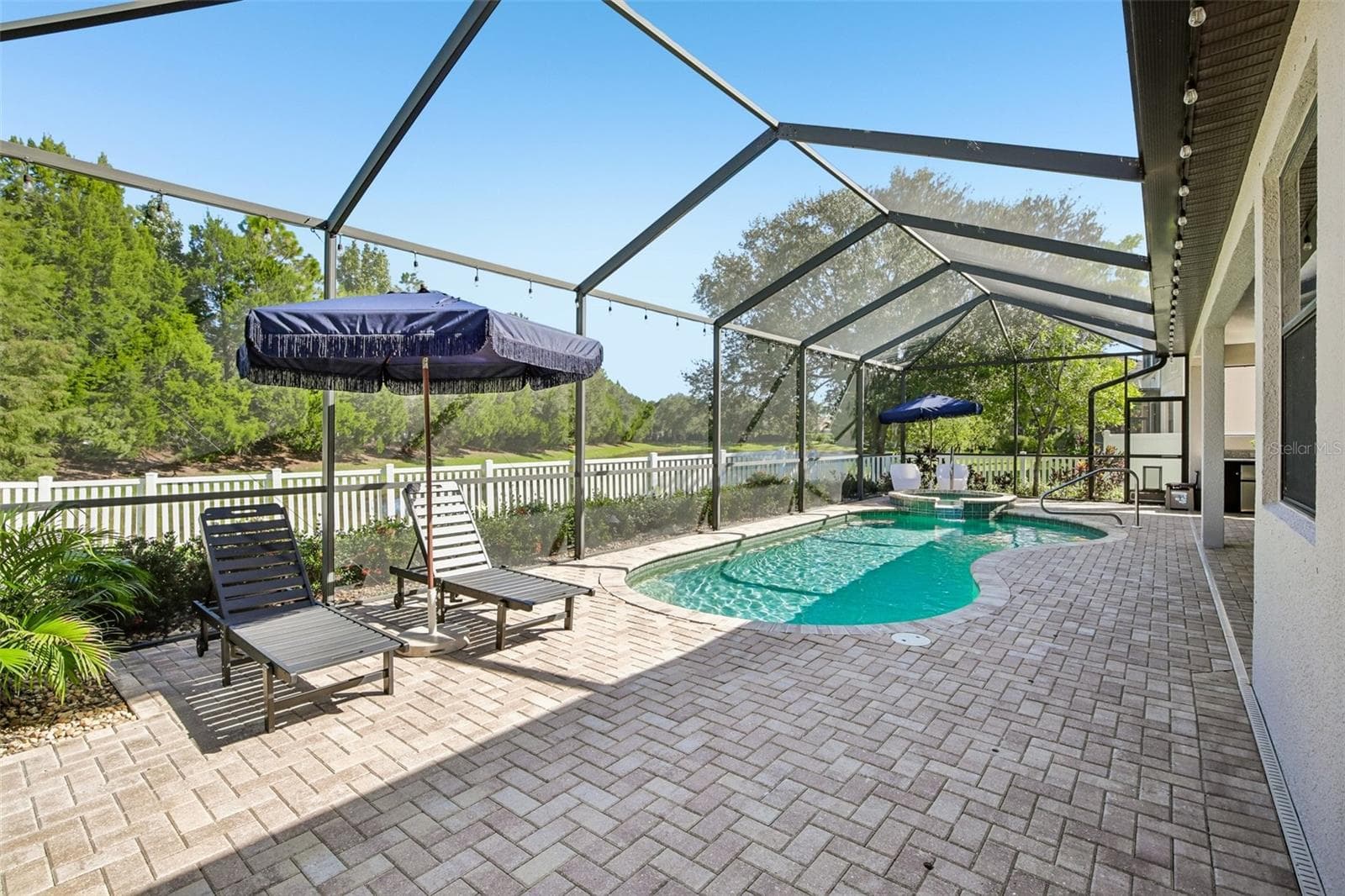 Single Family Residence at 14807 BOWFIN TER, LAKEWOOD RANCH, photo 6 of 63