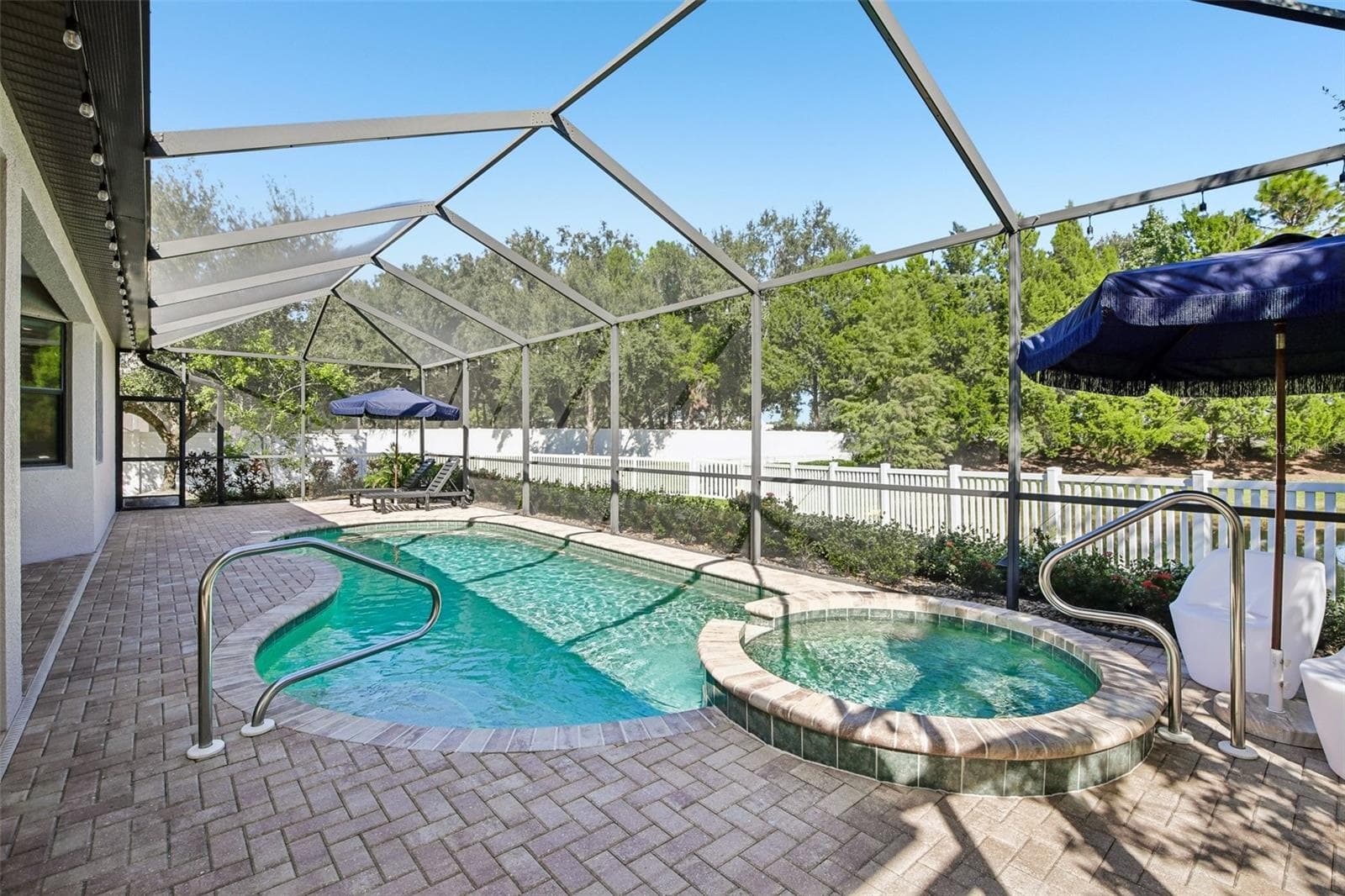 Single Family Residence at 14807 BOWFIN TER, LAKEWOOD RANCH, photo 56 of 63