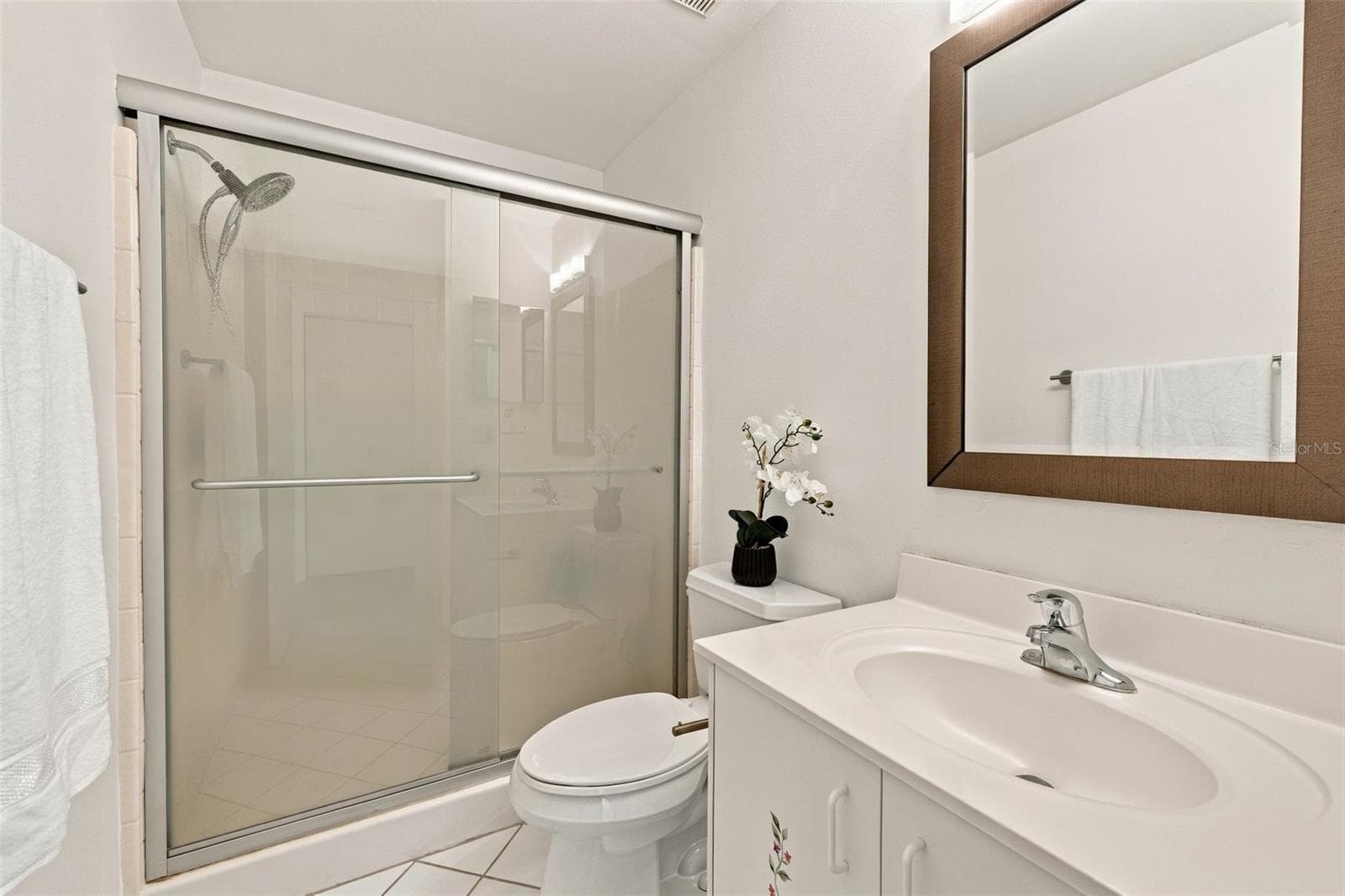 Townhouse at 6101 MIRADA CIR, ST PETERSBURG, photo 20 of 40