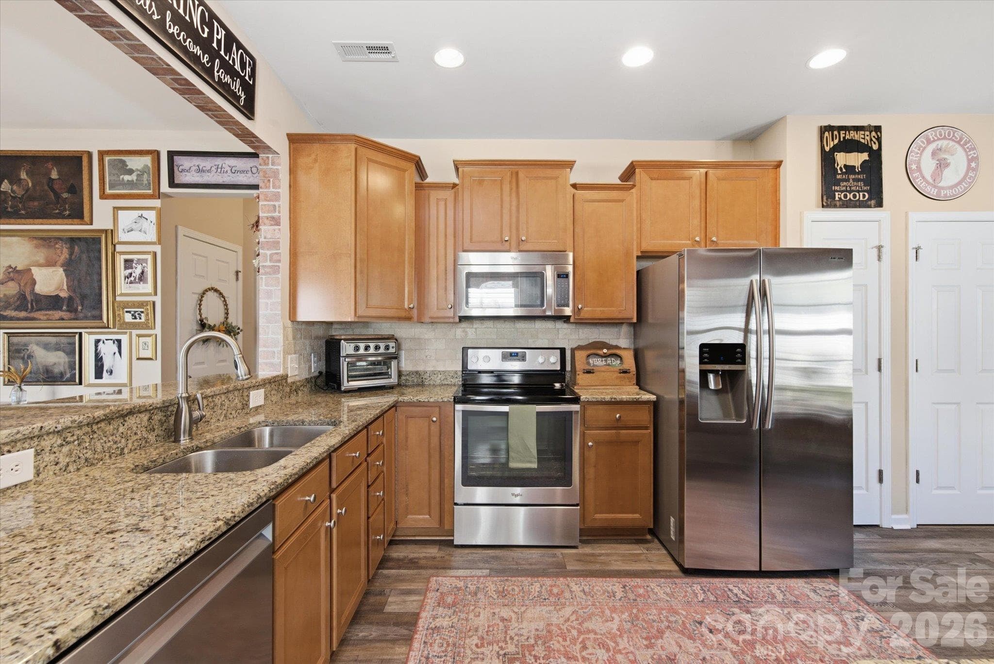 Cozy and inviting kitchen! - 23121 Whimbrel Circle, Indian Land