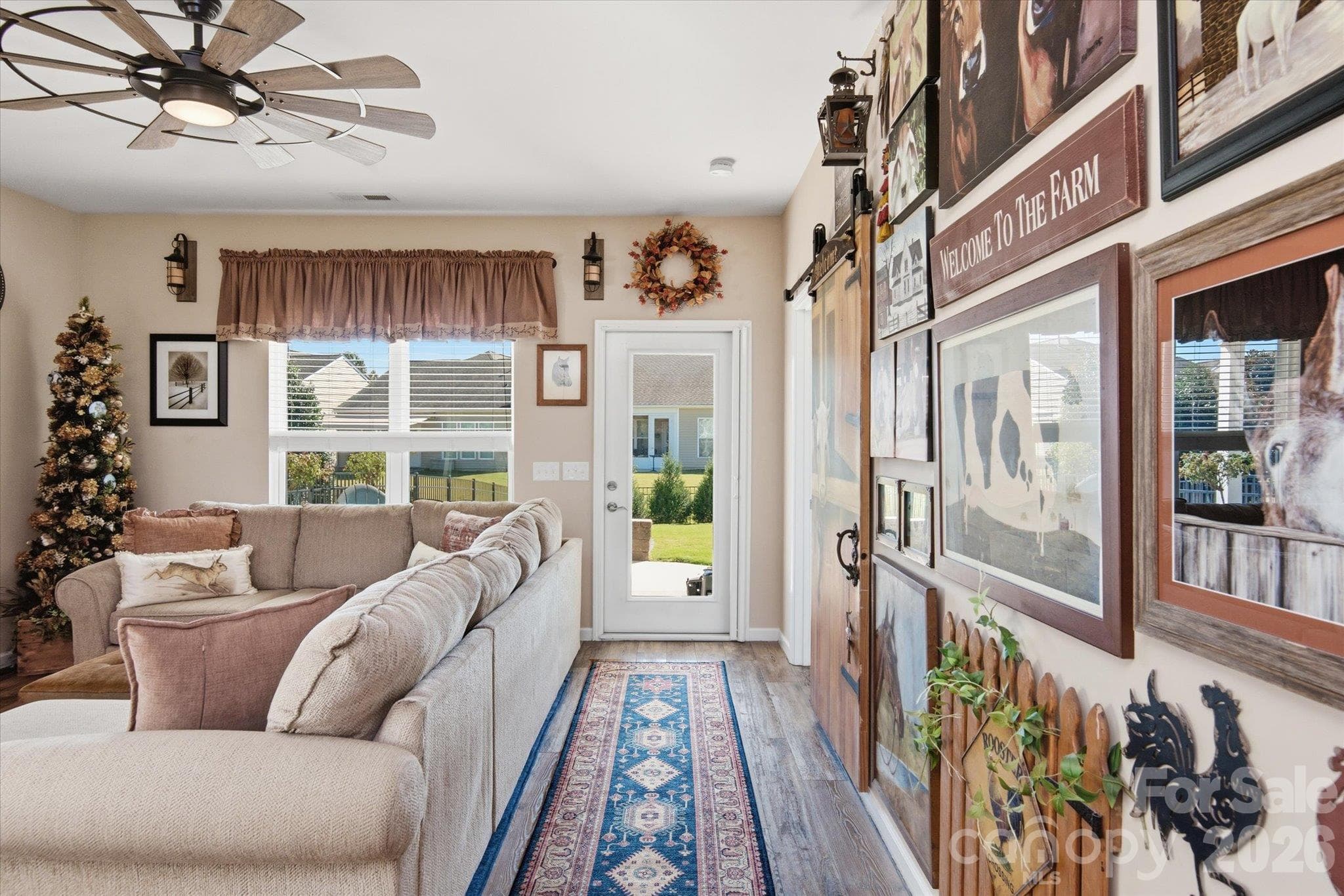 Filled with natural light - 23121 Whimbrel Circle, Indian Land