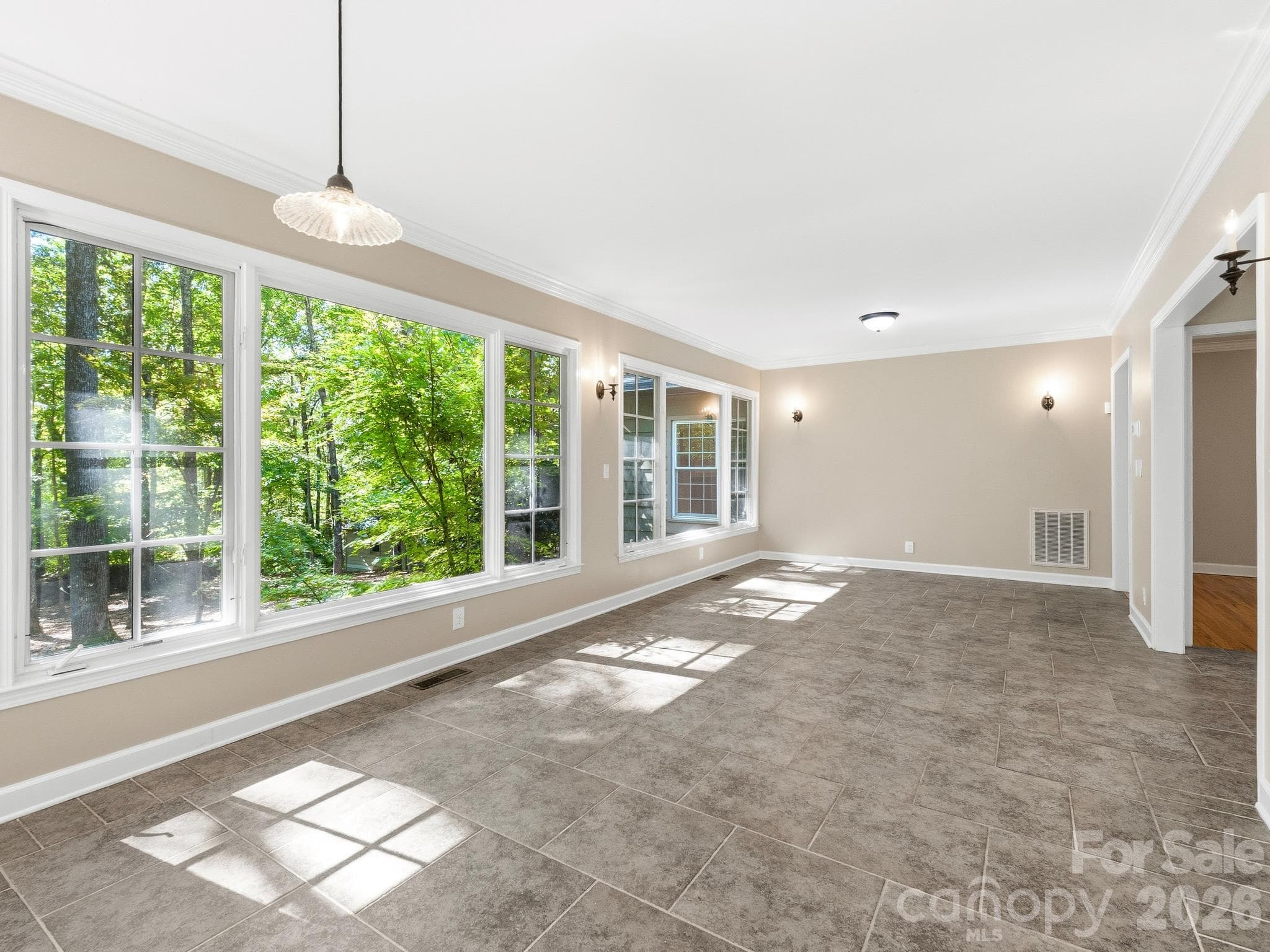 Single Family Residence at 175 Mimosa Road, Columbus, photo 26 of 30