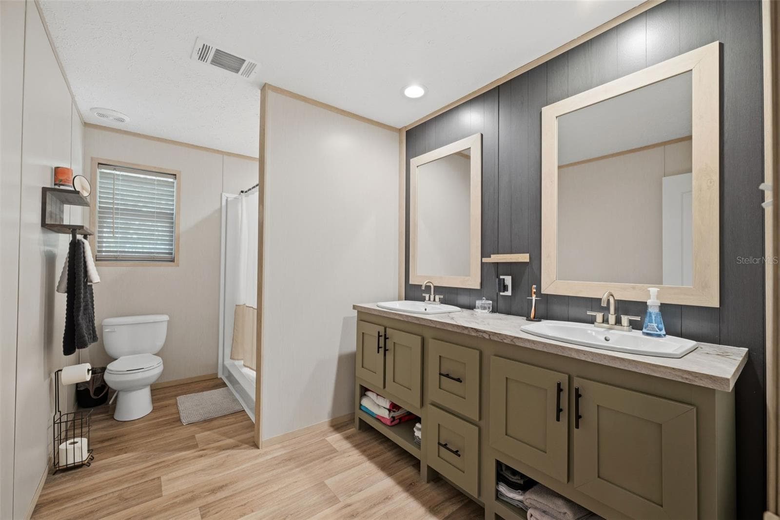 Primary Bathroom - 2035 S GOODE PT, HOMOSASSA