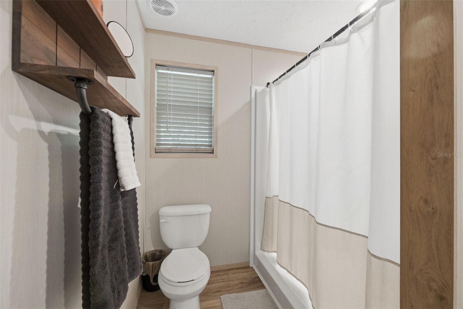 Primary Bathroom - 2035 S GOODE PT, HOMOSASSA