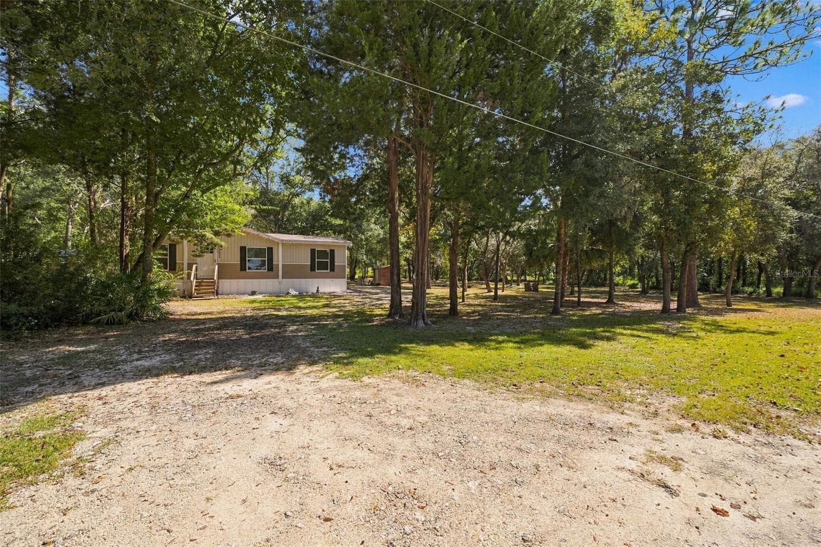 Front Exterior - 2035 S GOODE PT, HOMOSASSA