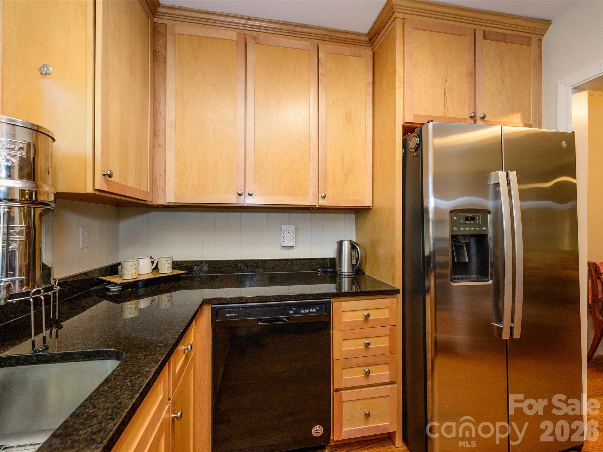 Single Family Residence at 3833 Sulkirk Road, Charlotte, photo 16 of 31