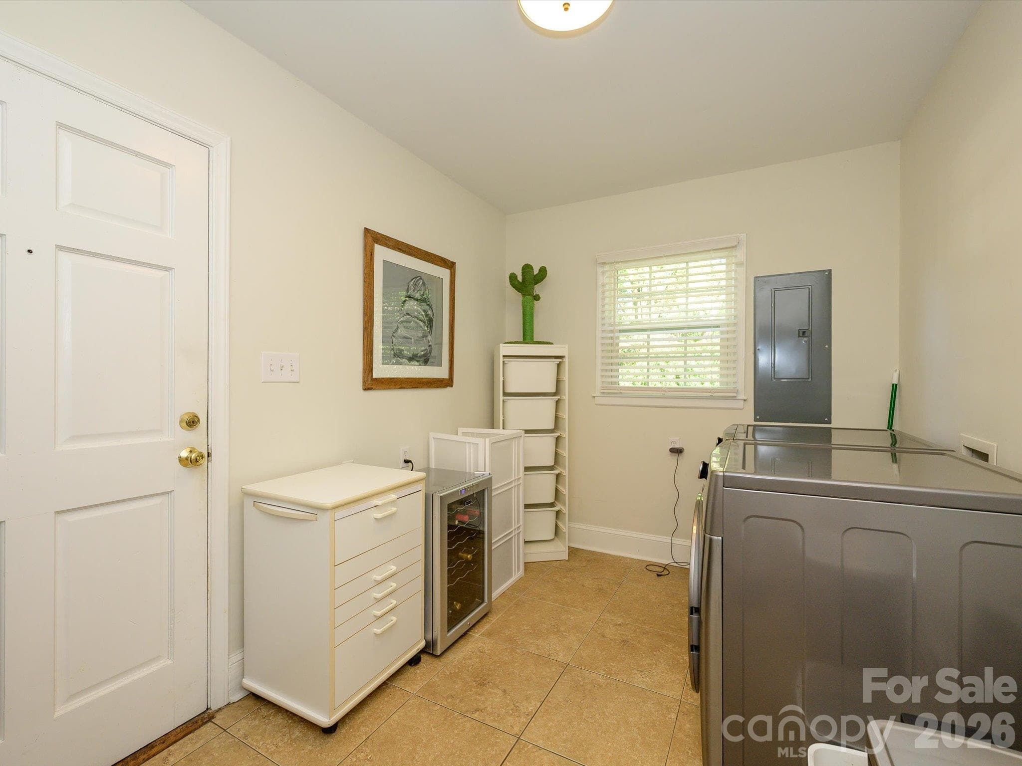Single Family Residence at 3833 Sulkirk Road, Charlotte, photo 25 of 31