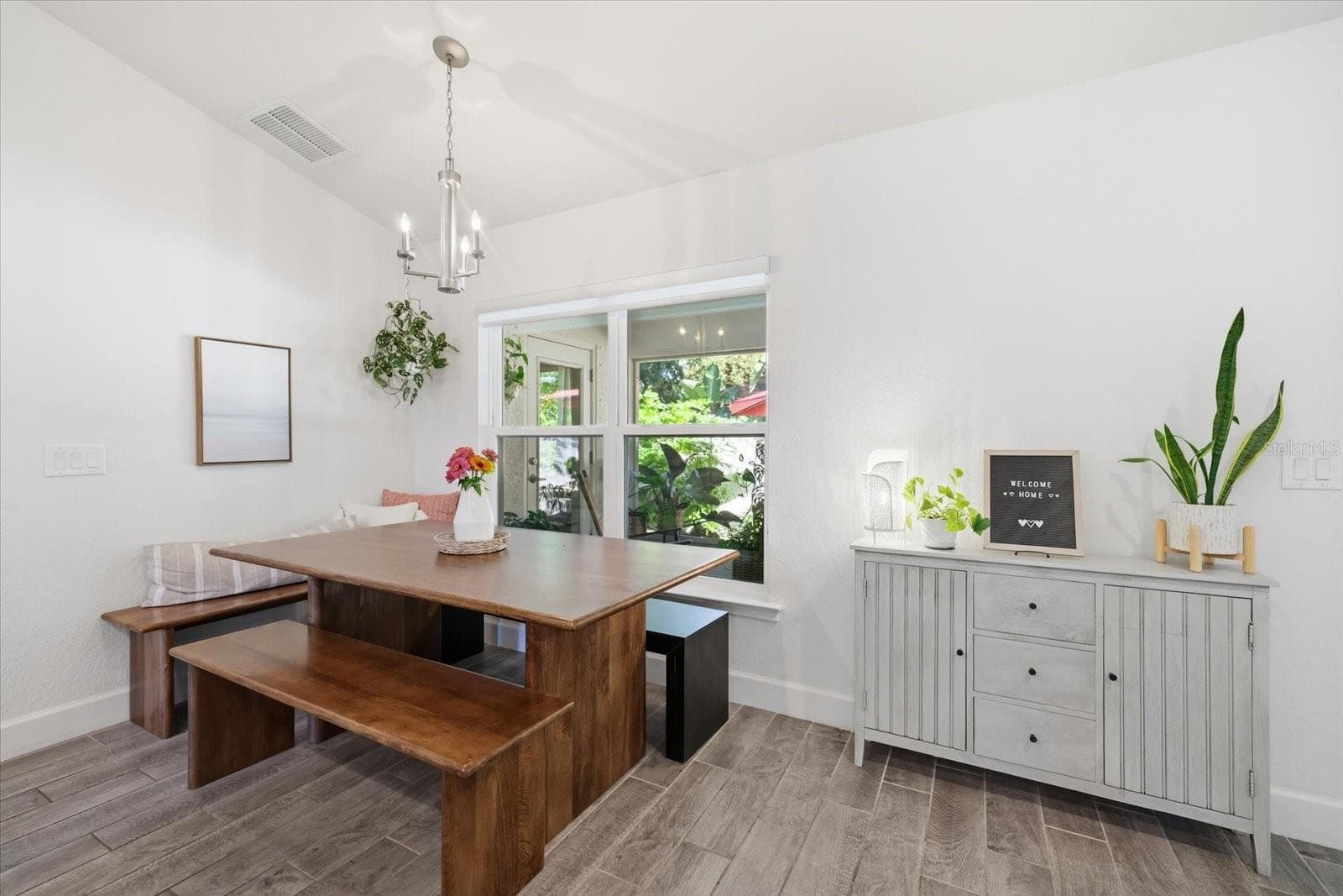 Single Family Residence at 300 FORDHAM RD, VENICE, photo 13 of 46