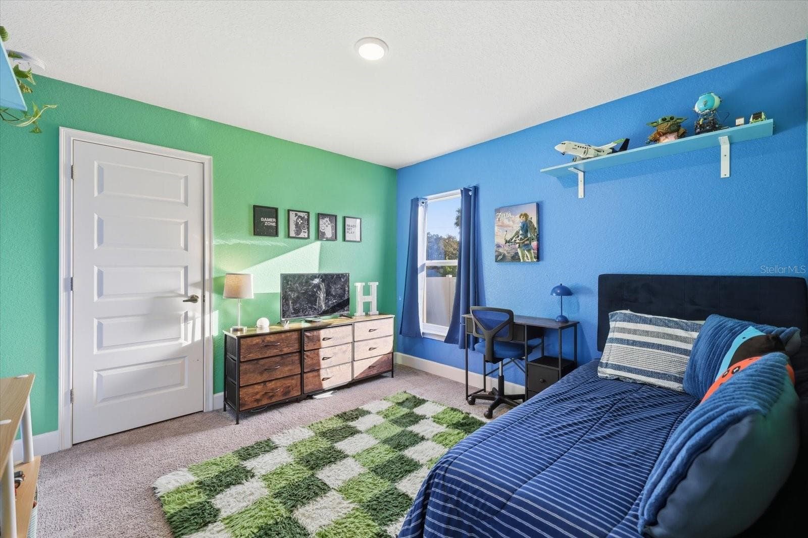 Bedroom 3 - 300 FORDHAM RD, VENICE