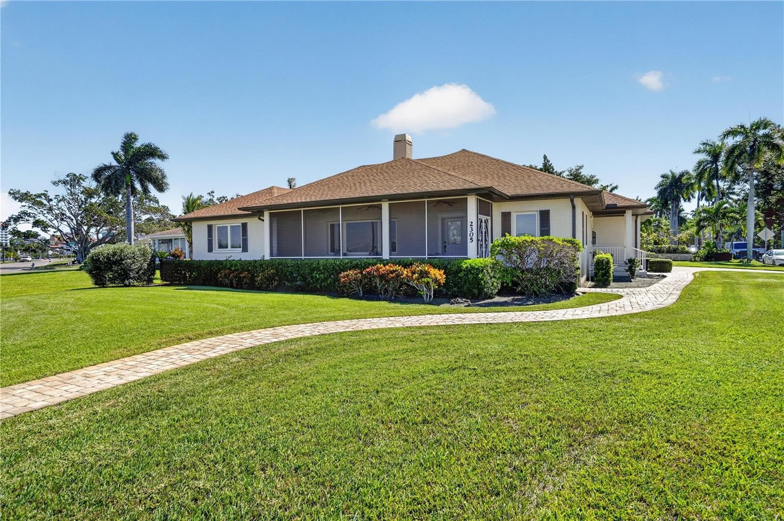 Single Family Residence at 2305 RIVERVIEW BLVD, BRADENTON, photo 5 of 37