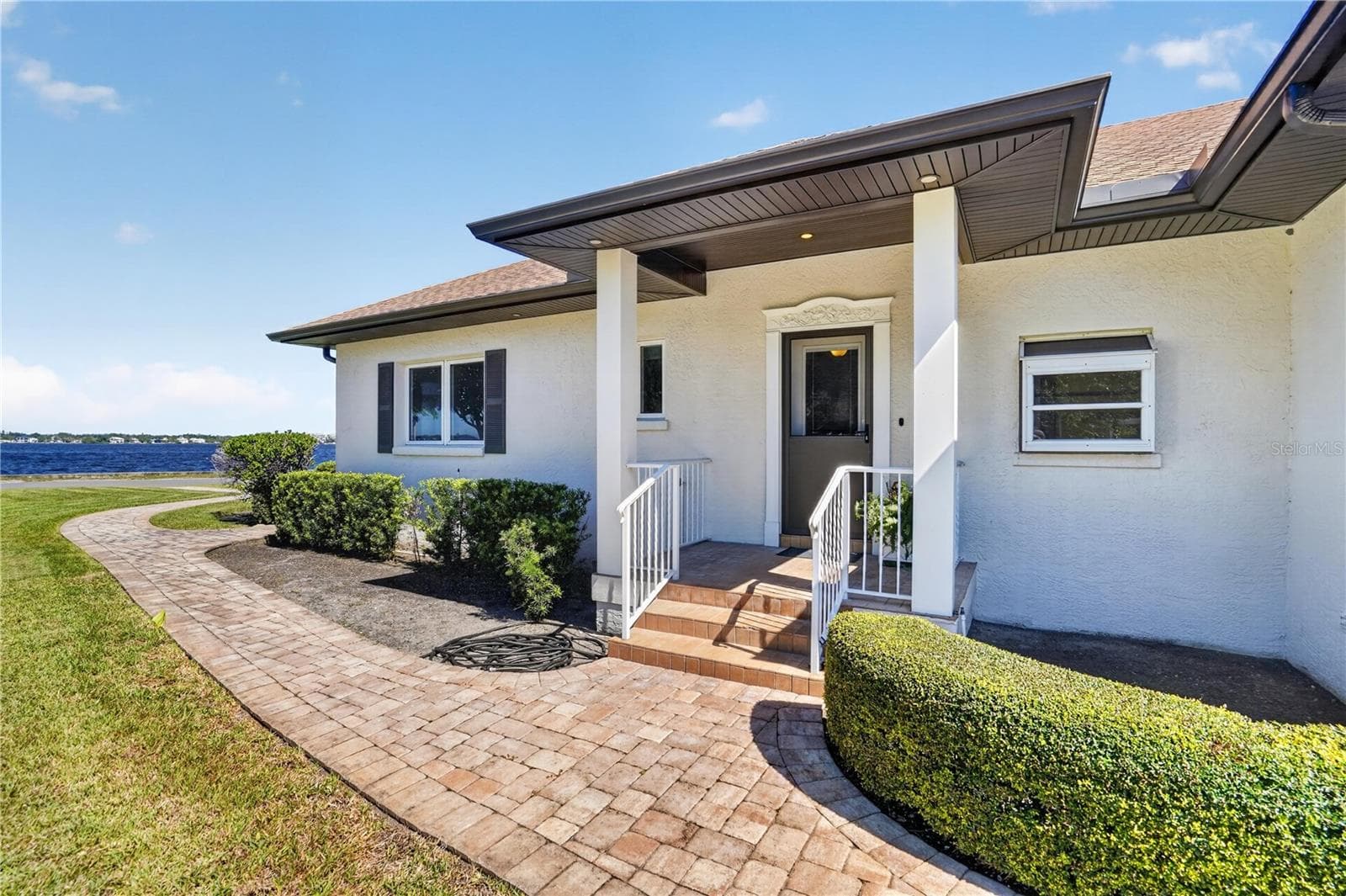 Single Family Residence at 2305 RIVERVIEW BLVD, BRADENTON, photo 32 of 37