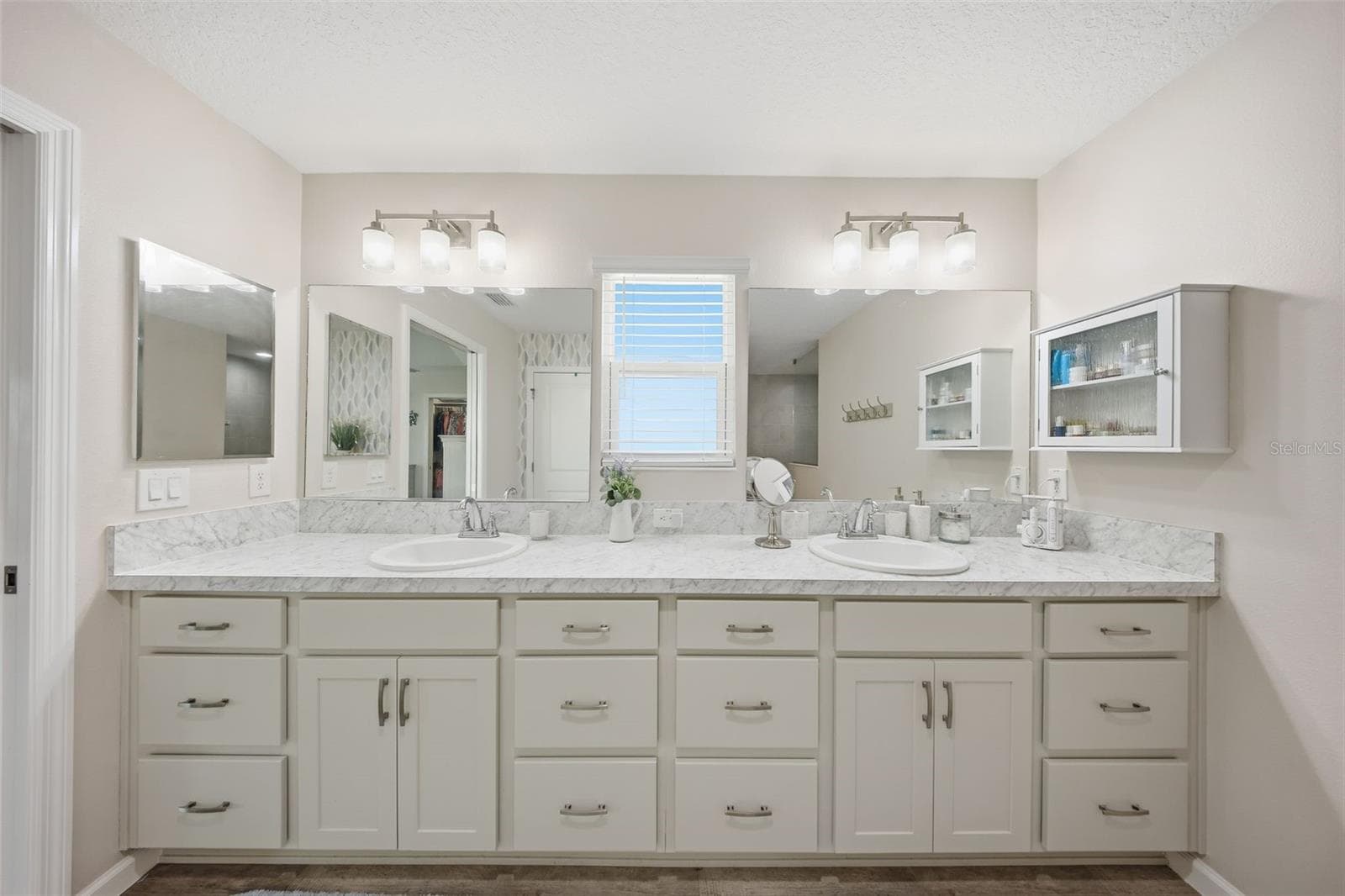 Primary - 1940 DEMPSEY LN, THE VILLAGES