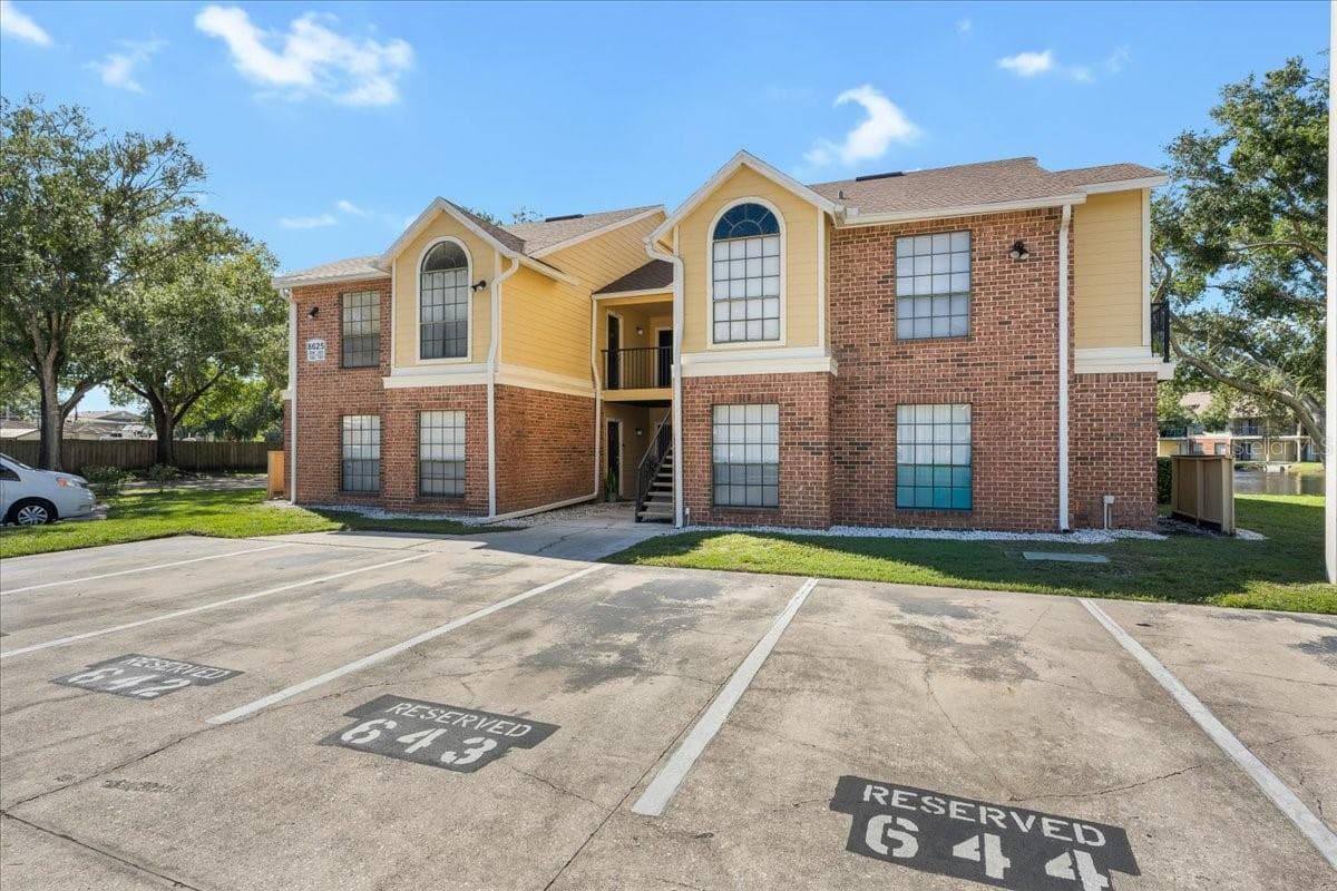 Condominium at 8625 FANCY FINCH DR #102, TAMPA, photo 2 of 12