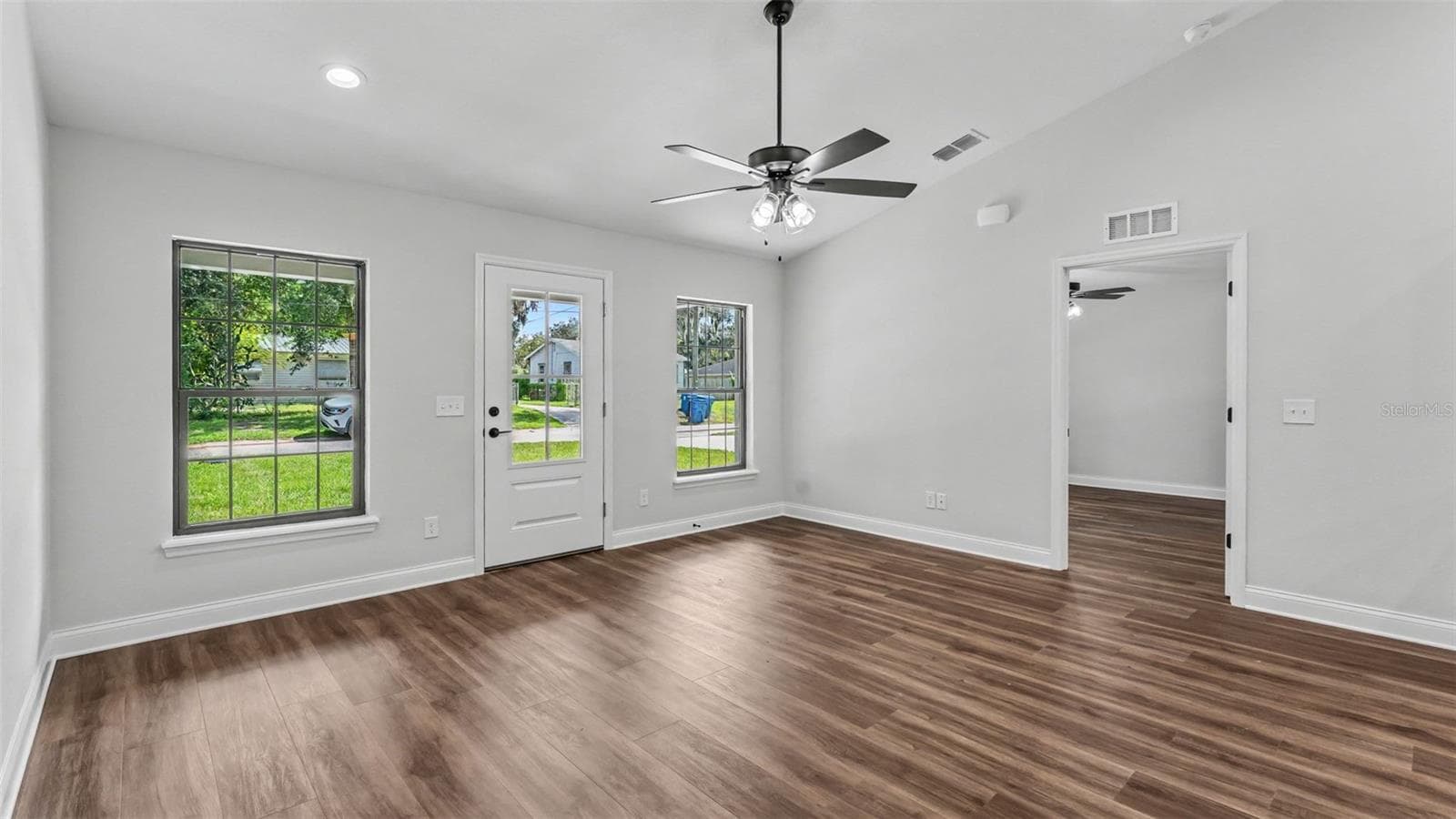 Living Room looking into Primary Bedroom - 706 S WALNUT AVE, FORT MEADE