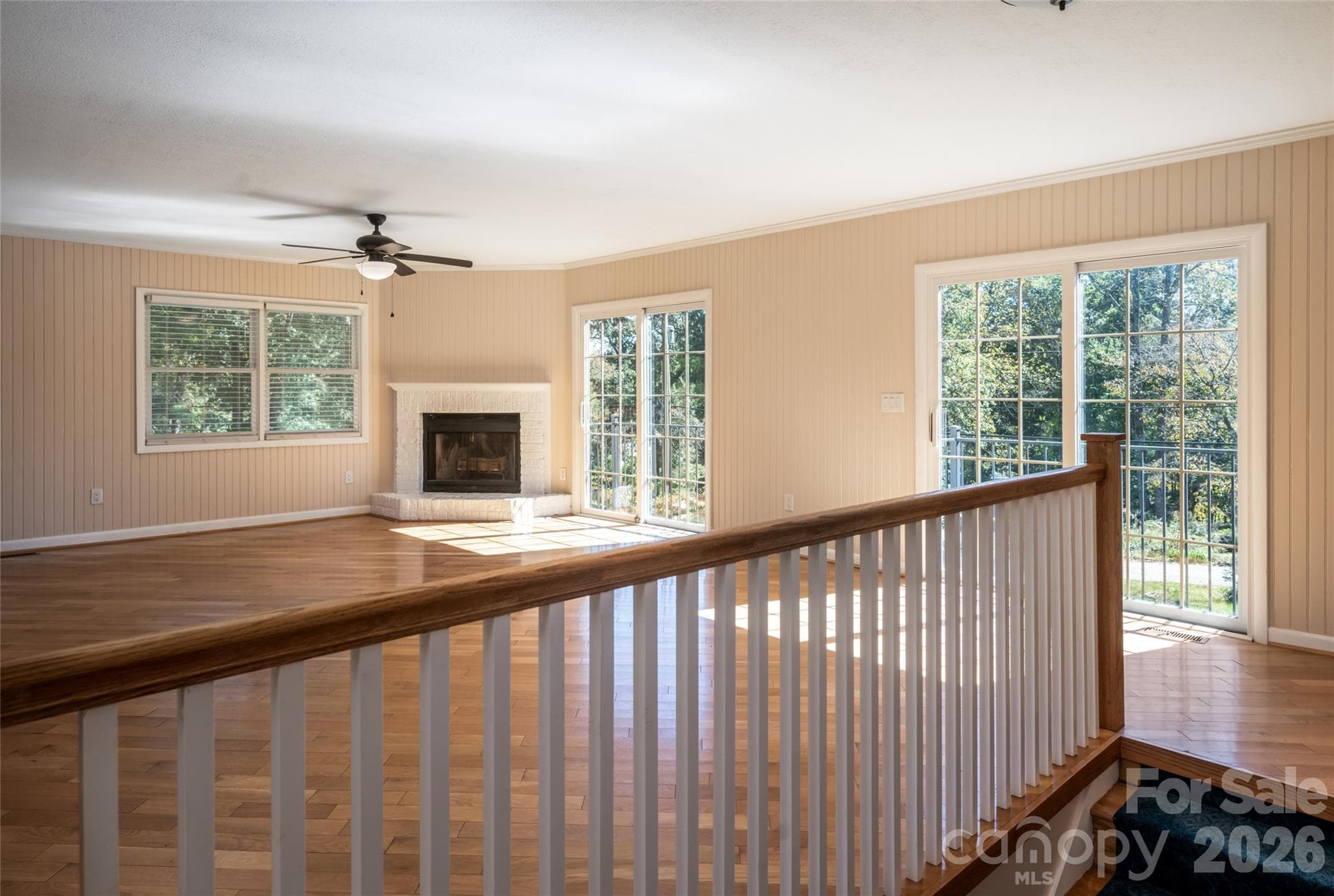 Single Family Residence at 207 Beechwood Lakes Drive, Hendersonville, photo 15 of 47