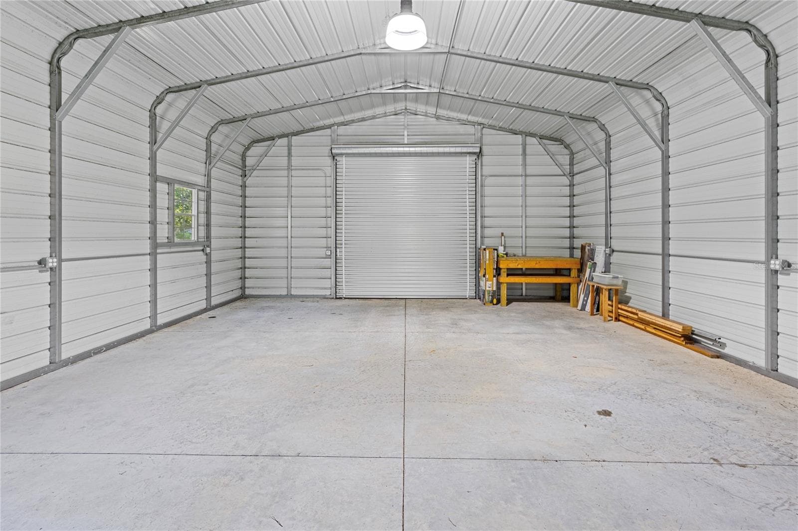 Barn - 10179 FRIERSON LAKE DR, HUDSON