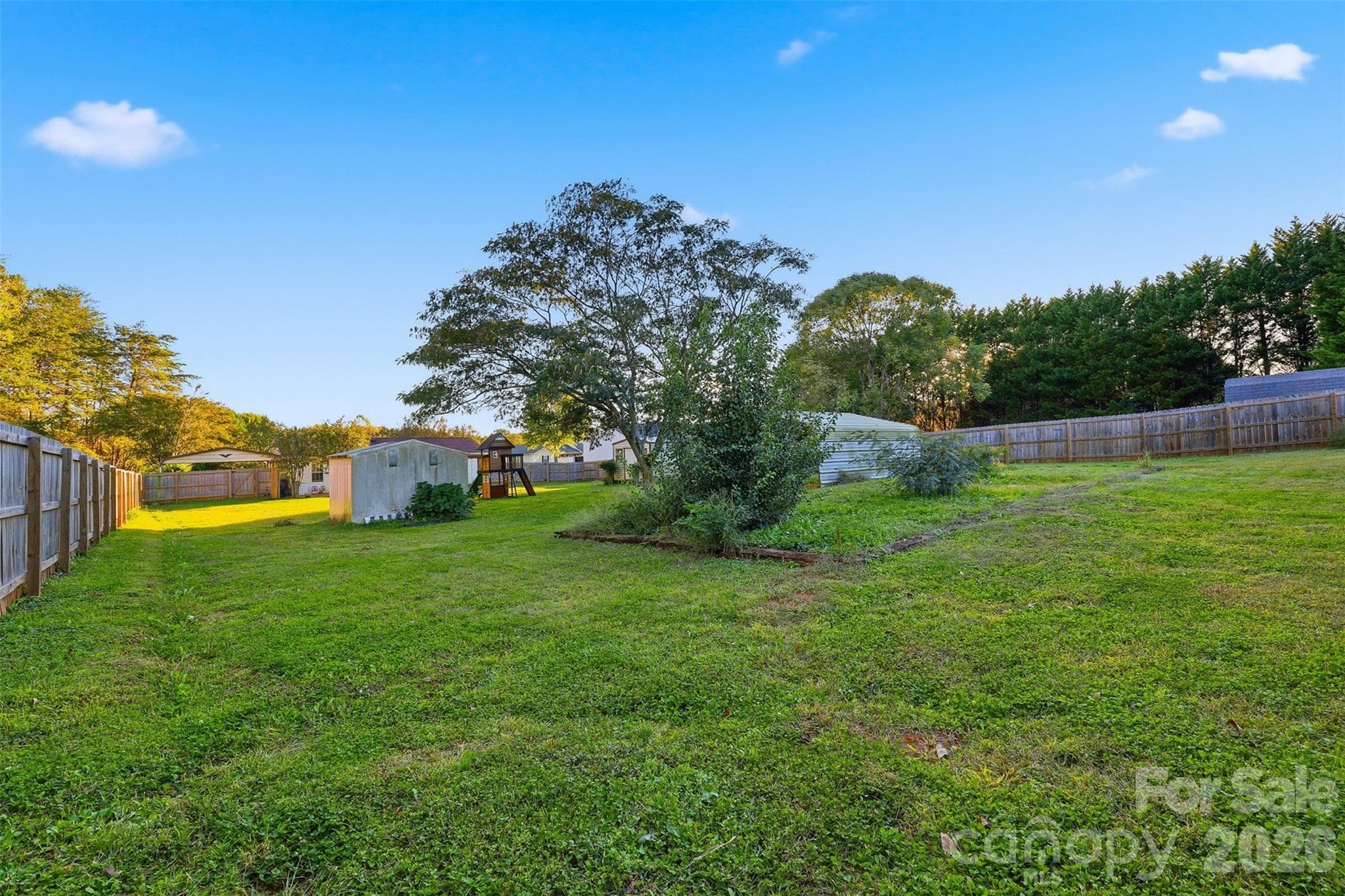 Single Family Residence at 3640 Glacier Run, Claremont, photo 32 of 38