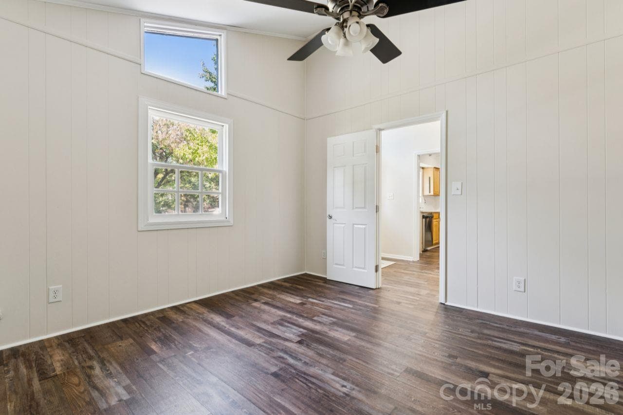 Upper bedroom - 3106 Point Clear Drive, Tega Cay