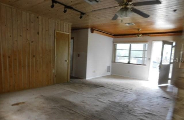 Single Family Residence at 155 S OXFORD DR, ENGLEWOOD, photo 7 of 12