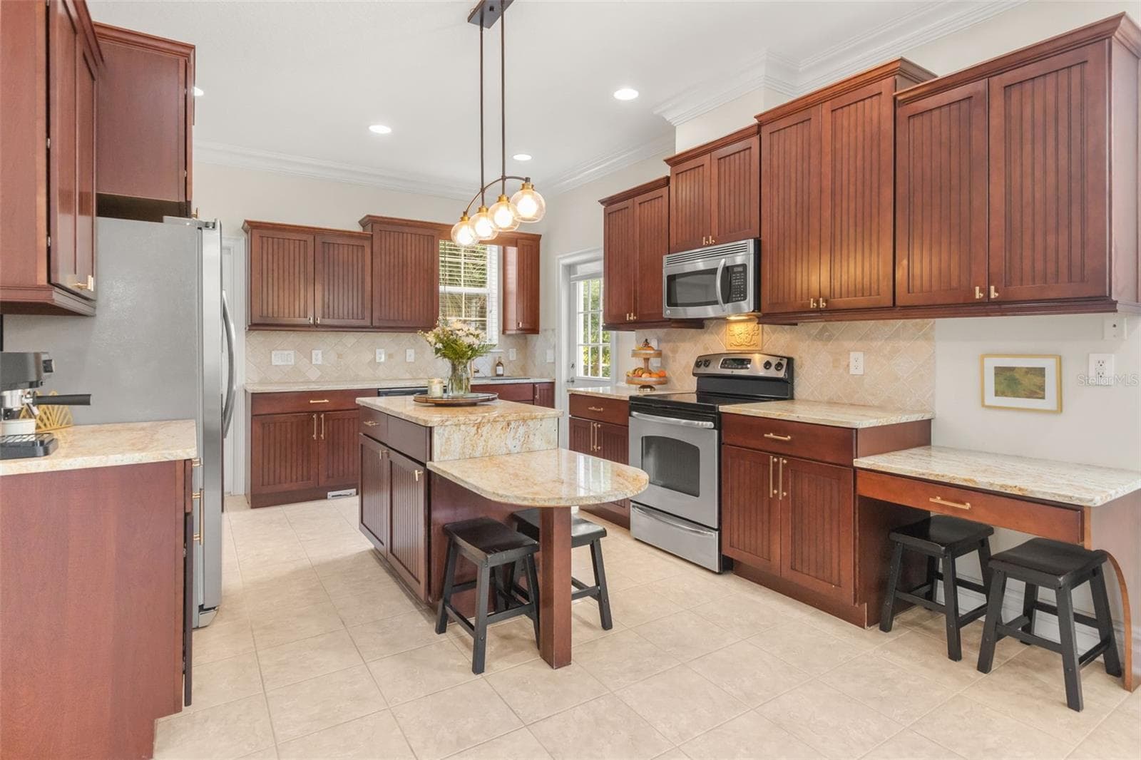 Single Family Residence at 947 N SHINE AVE, ORLANDO, photo 13 of 32