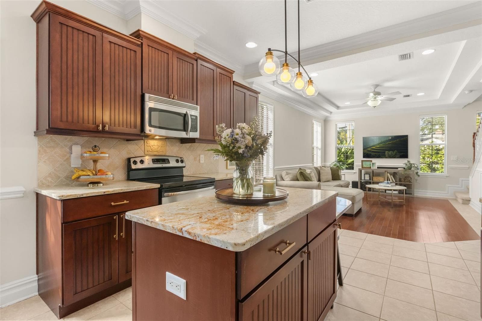 Single Family Residence at 947 N SHINE AVE, ORLANDO, photo 15 of 32