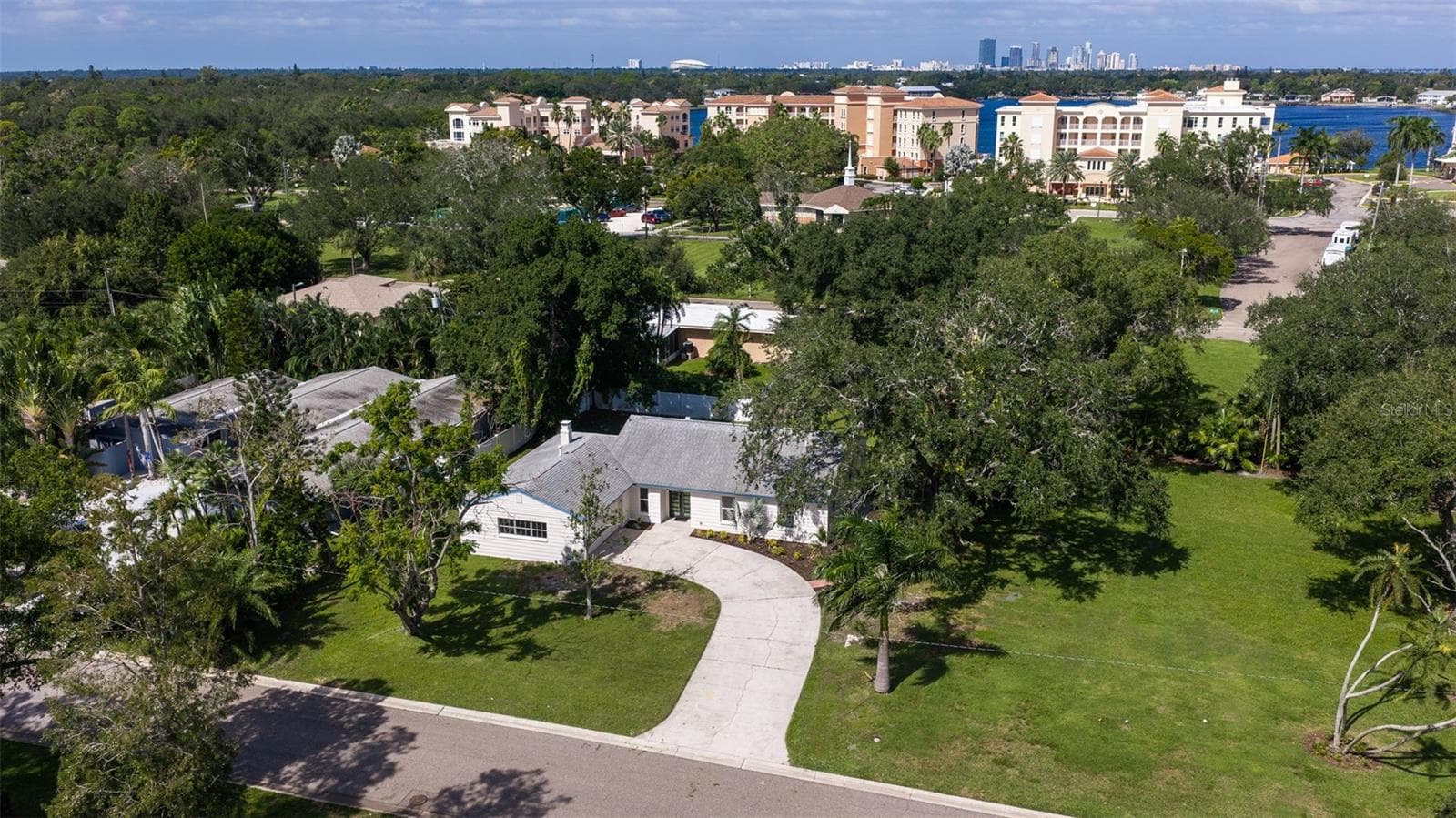 Single Family Residence at 111 58TH AVE S, ST PETERSBURG, photo 40 of 42