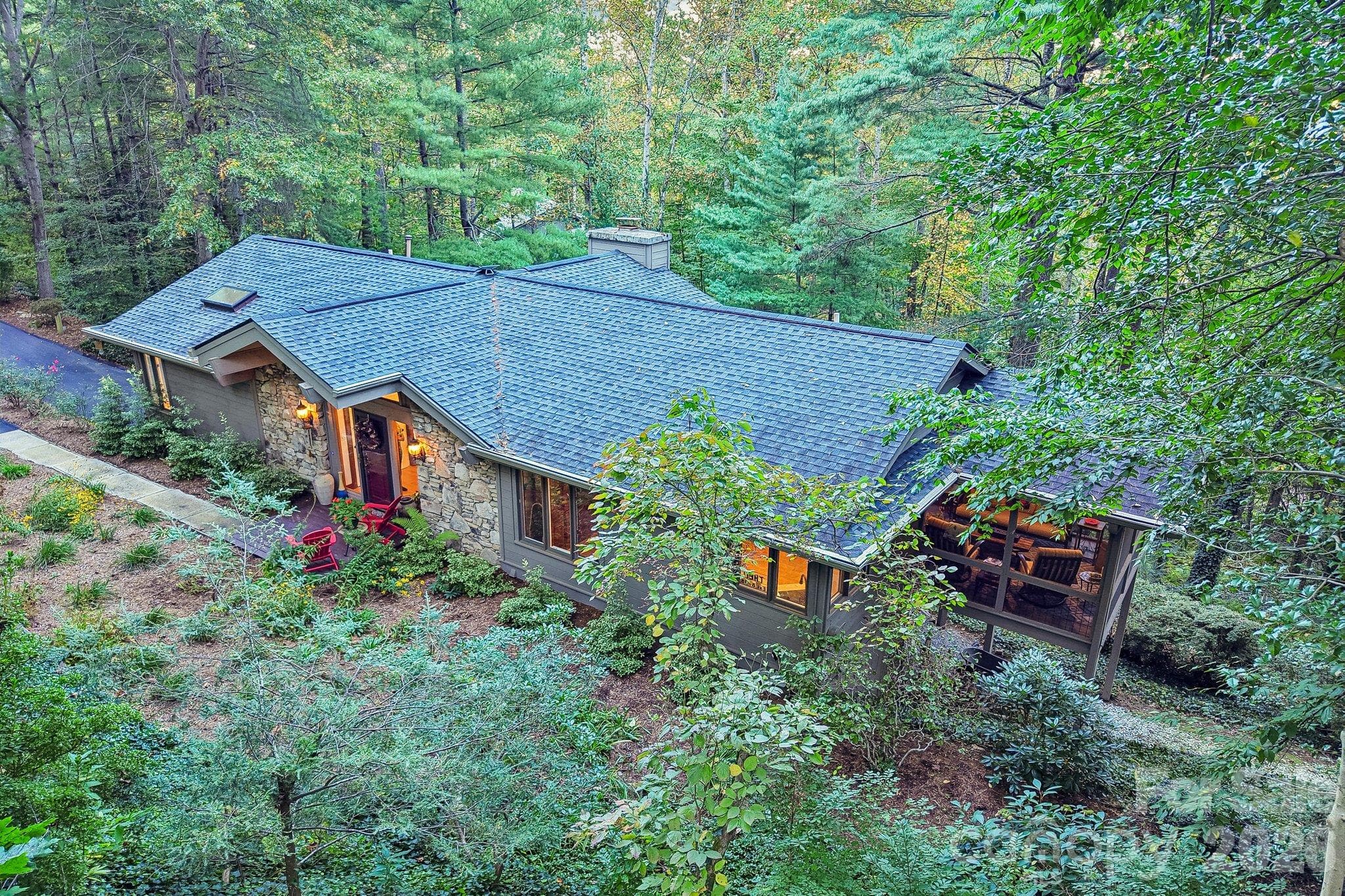 Aerial view - 212 Pheasant Run, Hendersonville
