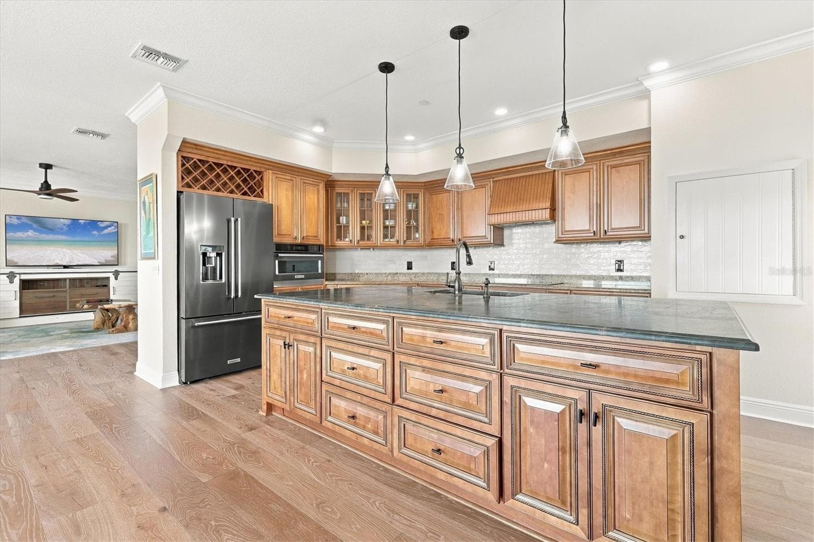 Single Family Residence at 9781 EAGLE PRESERVE DR, ENGLEWOOD, photo 16 of 58