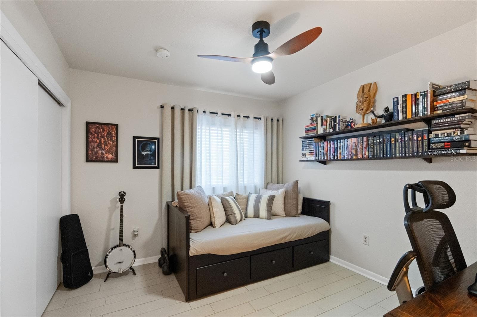 Condominium at 860 S VILLAGE DR N #105, ST PETERSBURG, photo 33 of 46