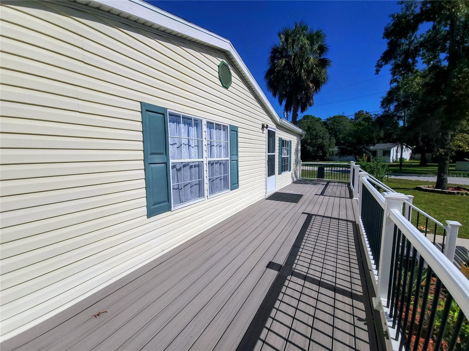 Manufactured Home at 5600 S GLENN ACRES TER, HOMOSASSA, photo 6 of 54