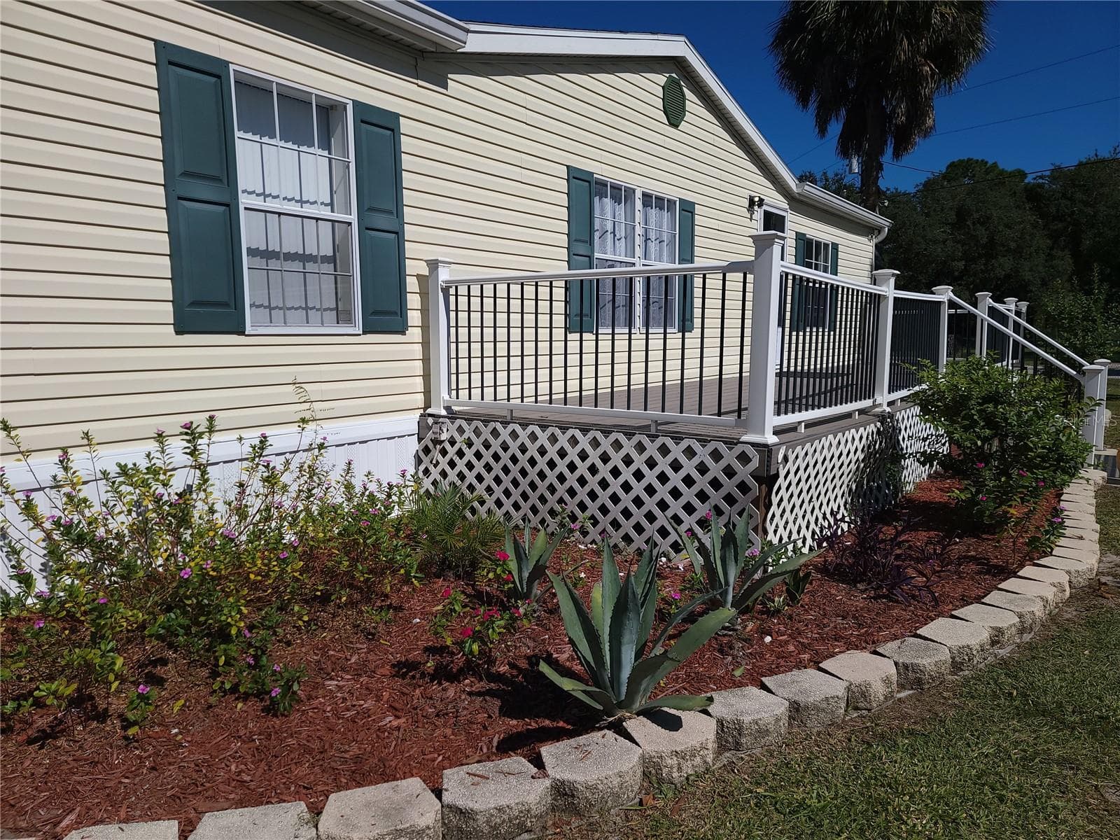 Manufactured Home at 5600 S GLENN ACRES TER, HOMOSASSA, photo 48 of 54