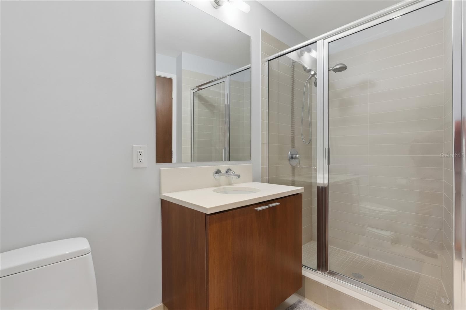 Condominium at 912 CHANNELSIDE DR #2307, TAMPA, photo 15 of 40