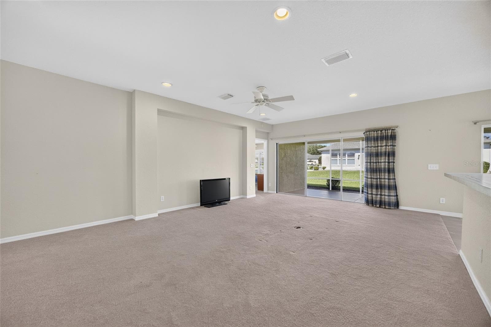 Single Family Residence at 13417 SE 86TH CIR, SUMMERFIELD, photo 14 of 64