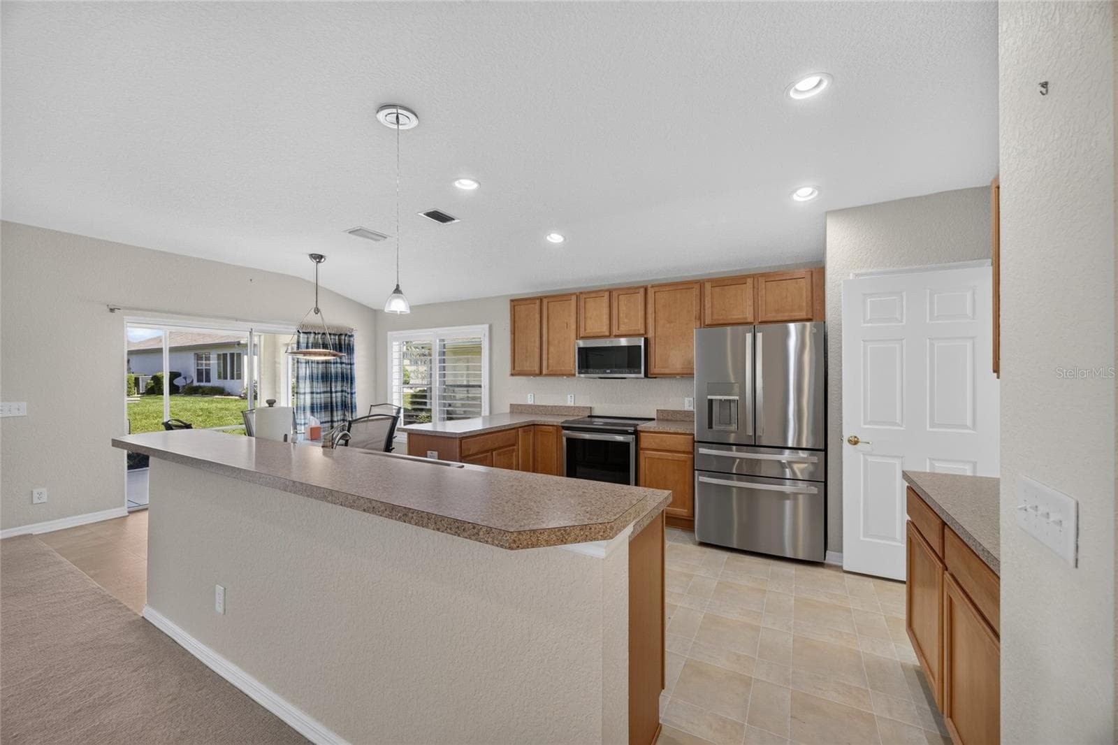 Single Family Residence at 13417 SE 86TH CIR, SUMMERFIELD, photo 17 of 64
