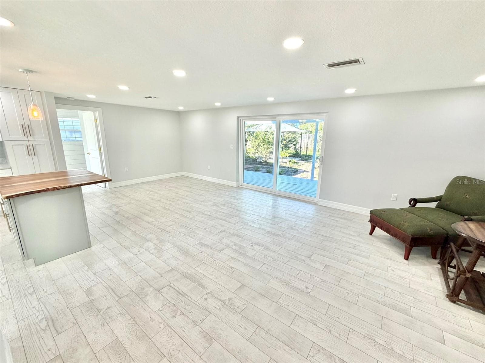 Large Open Floorplan - 336 SHADDOCK ST, TARPON SPRINGS