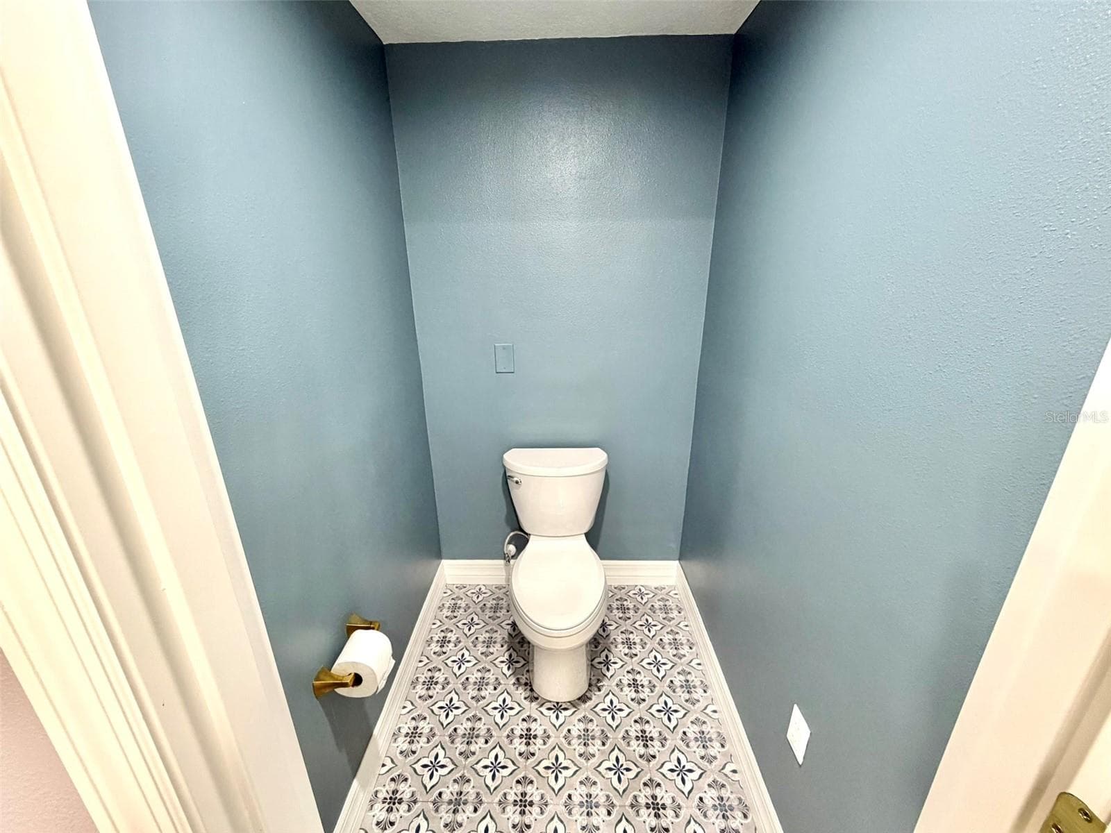 Water Closet in Primary Bath - 336 SHADDOCK ST, TARPON SPRINGS