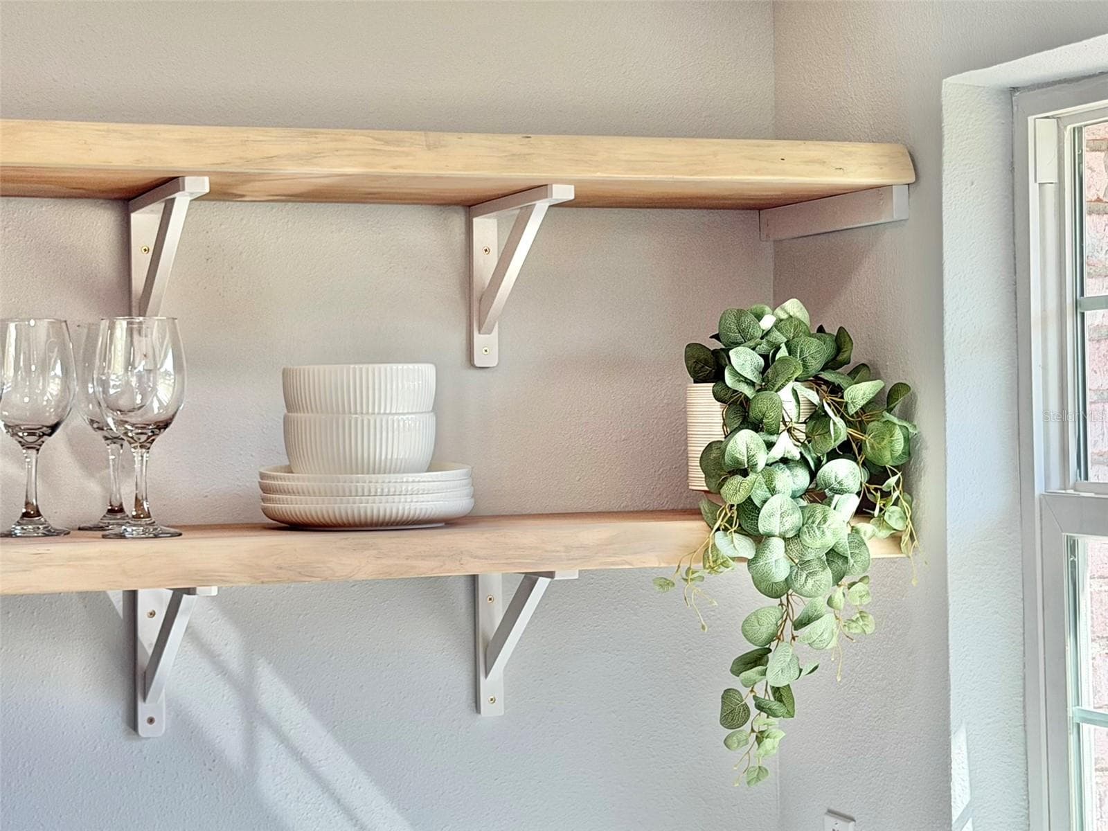 Floating Shelves in the Kitchen - 336 SHADDOCK ST, TARPON SPRINGS