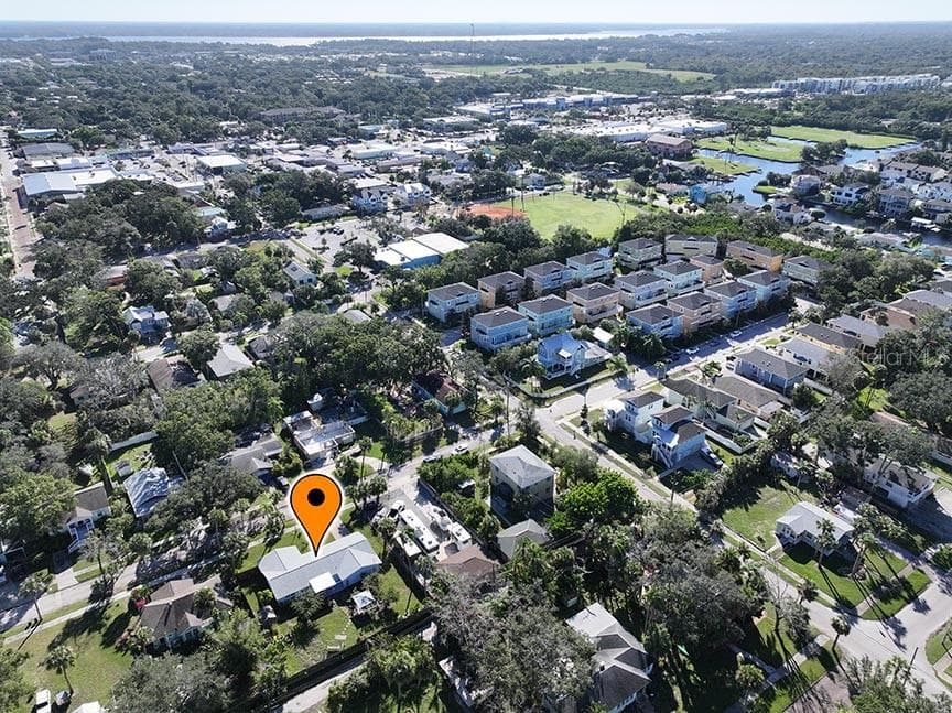 Just a couple of blocks from the Ball Park - 336 SHADDOCK ST, TARPON SPRINGS