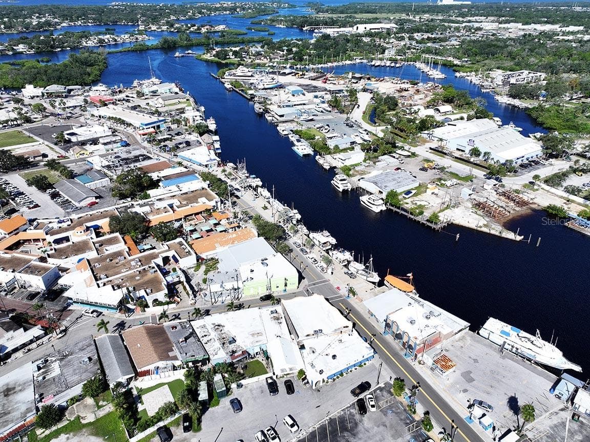 Downtown Tarpon Springs Shopping and Dining District - 336 SHADDOCK ST, TARPON SPRINGS