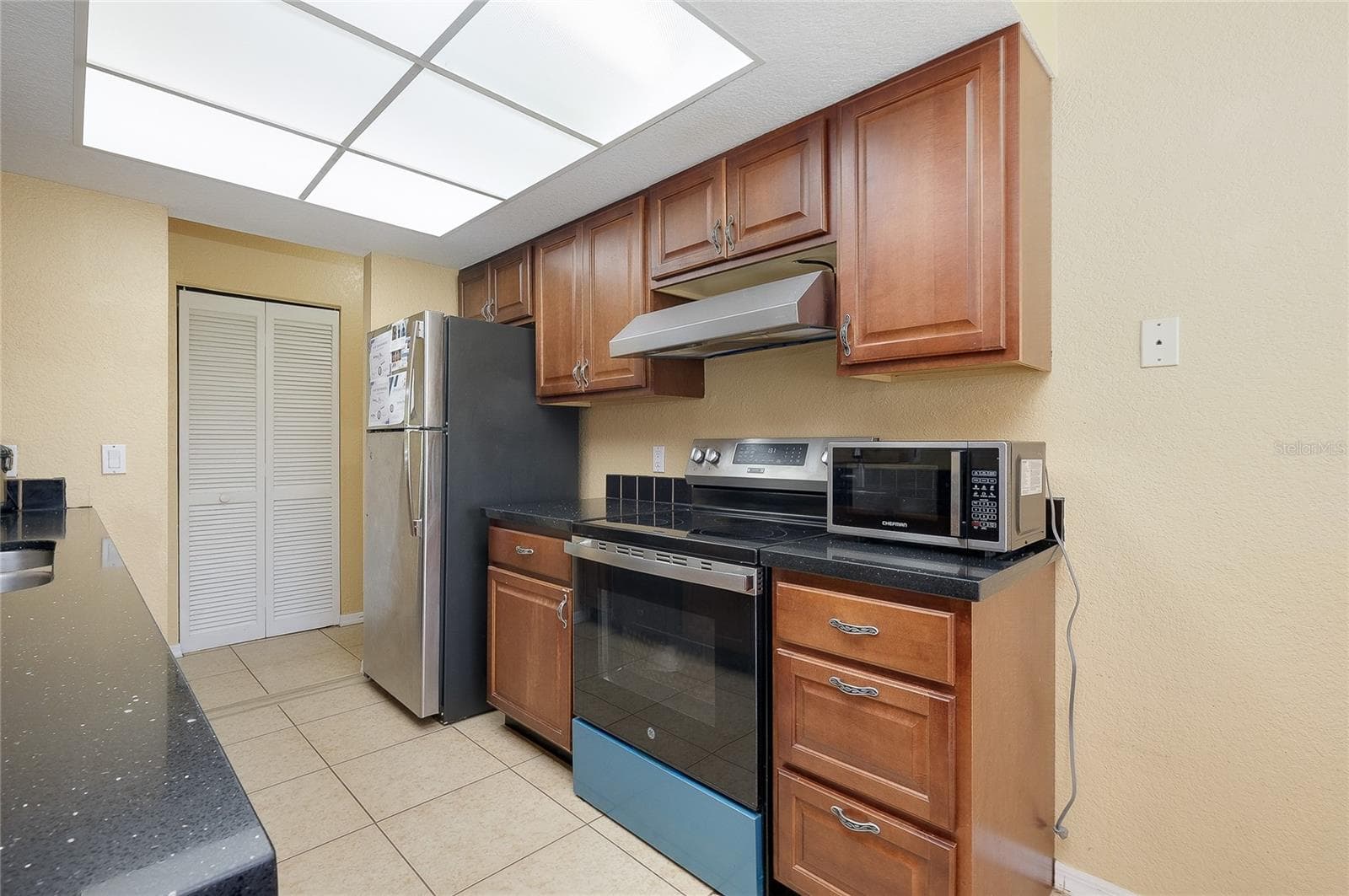 Single Family Residence at 2731 W PRICE BLVD, NORTH PORT, photo 15 of 32