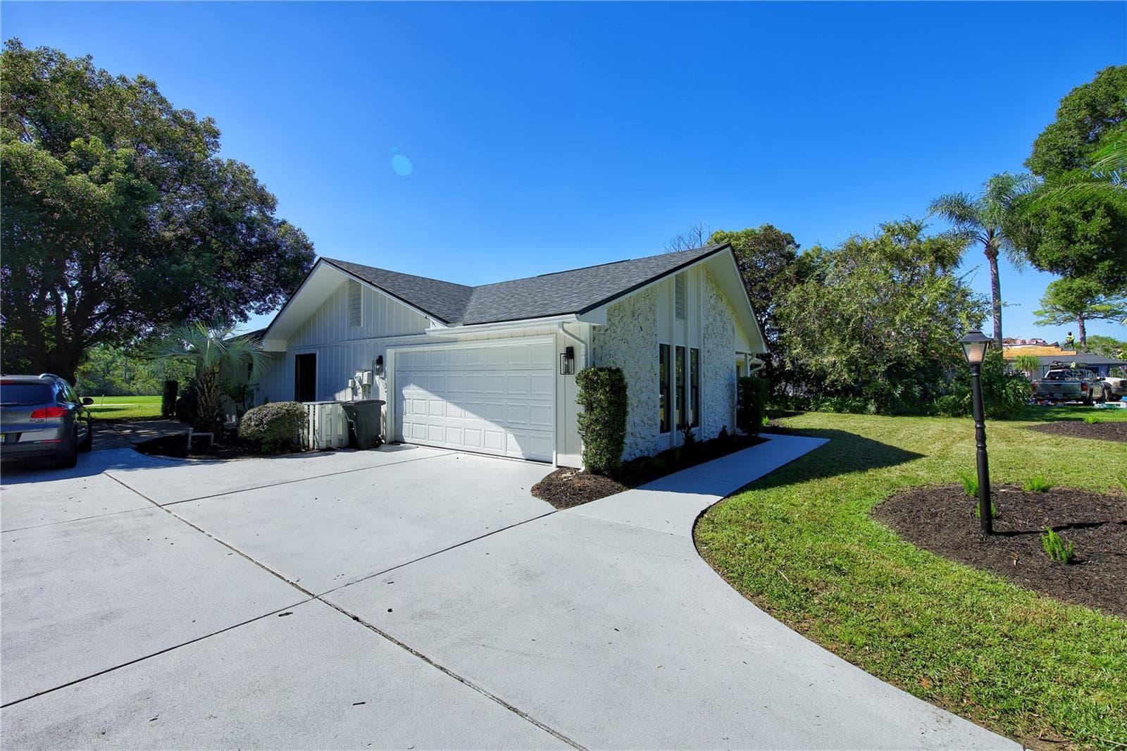 Single Family Residence at 1074 CLUB HOUSE BLVD, NEW SMYRNA BEACH, photo 6 of 59