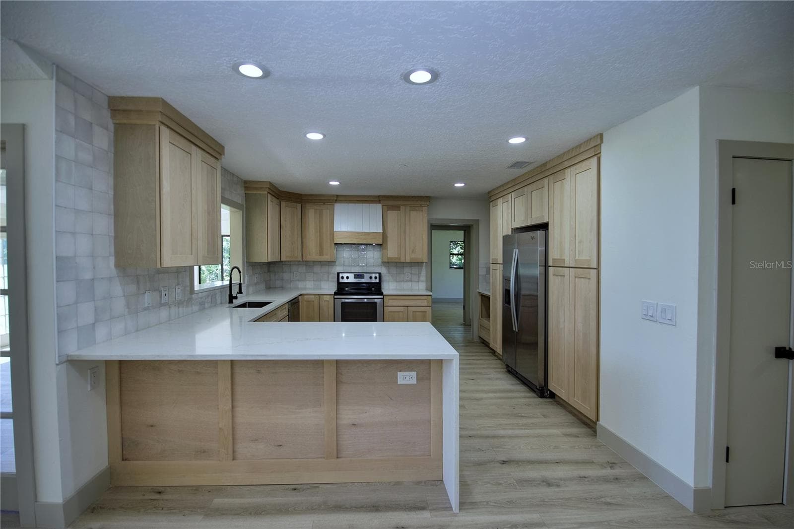 Single Family Residence at 1074 CLUB HOUSE BLVD, NEW SMYRNA BEACH, photo 8 of 59