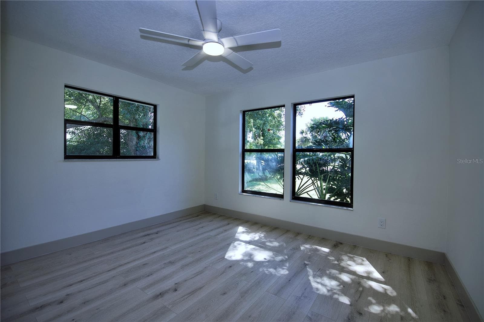 Single Family Residence at 1074 CLUB HOUSE BLVD, NEW SMYRNA BEACH, photo 32 of 59